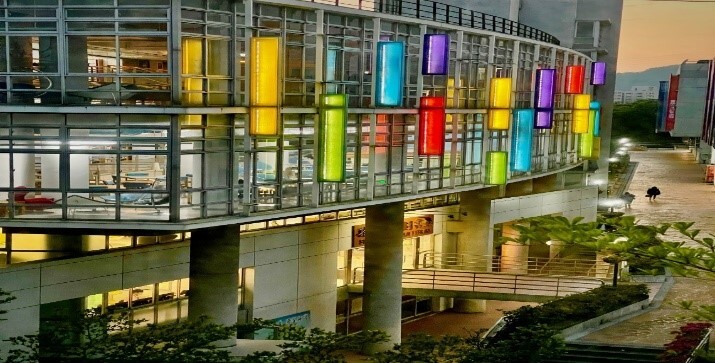 一張含有 戶外, 建築, 城市, 藝術 的圖片AI 產生的內容可能不正確。